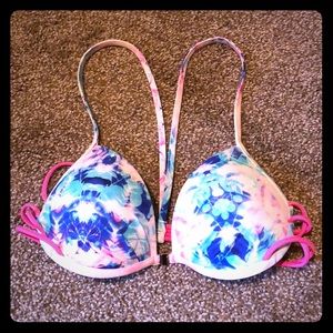 Victoria’s Secret Bikini Top